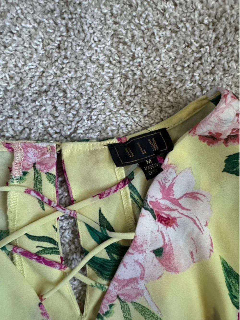OLM Blouse - Picture 2 of 3